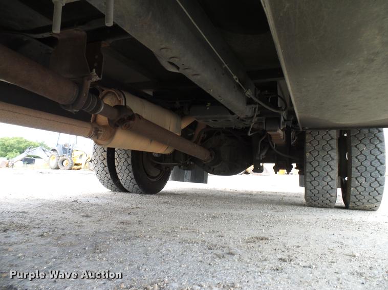 image for item DD8332 2013 Ford F450 Super Duty service truck