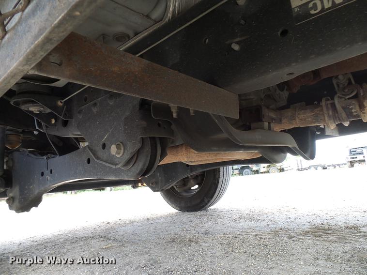 image for item DD8332 2013 Ford F450 Super Duty service truck