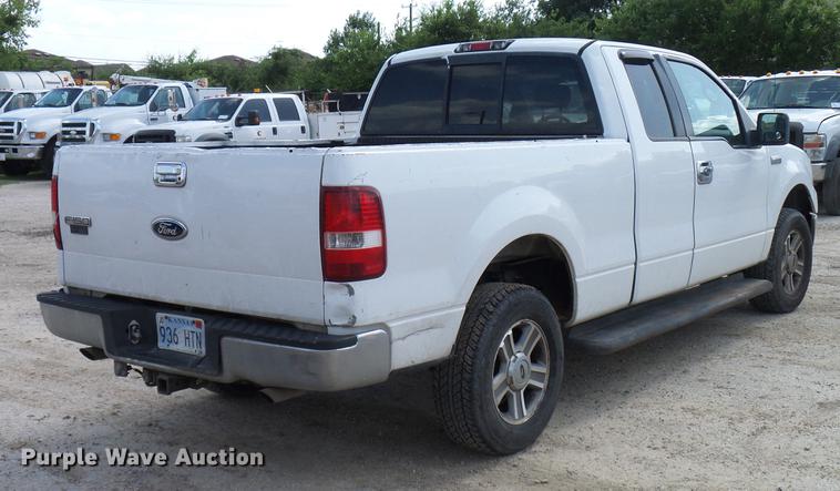 image for item DD8335 2005 Ford F150 SuperCab pickup truck