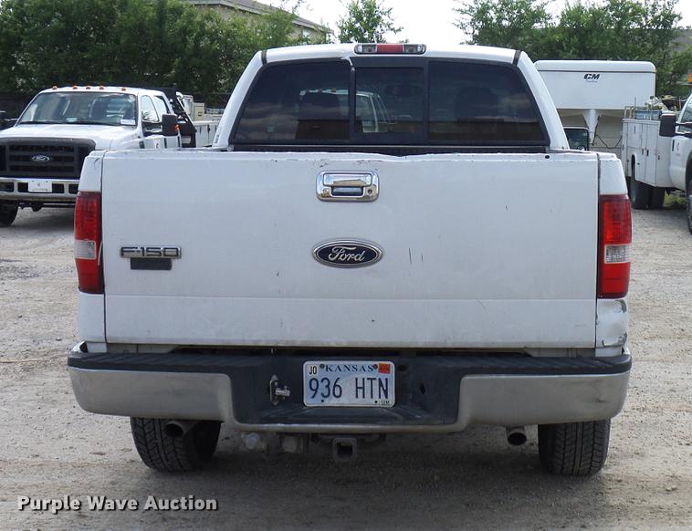 image for item DD8335 2005 Ford F150 SuperCab pickup truck