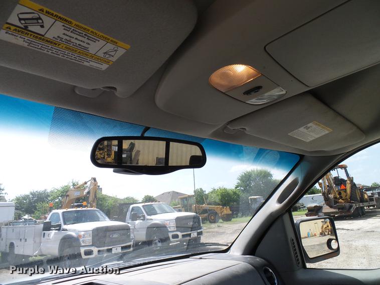 image for item DD8335 2005 Ford F150 SuperCab pickup truck