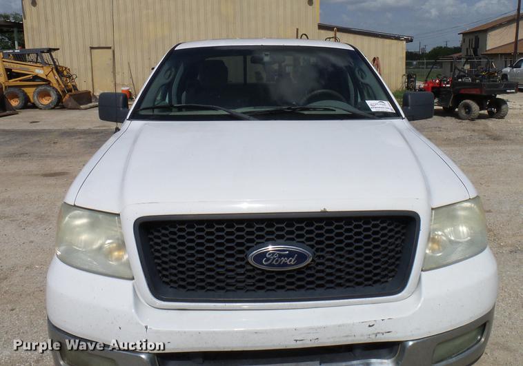 image for item DD8335 2005 Ford F150 SuperCab pickup truck