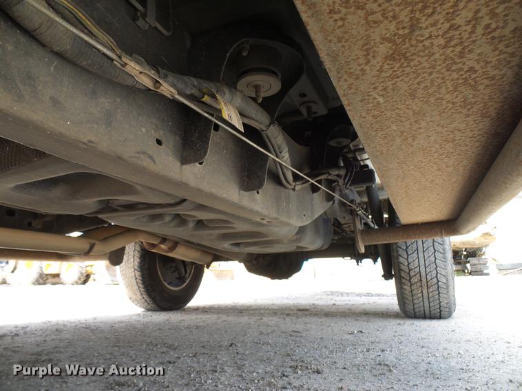 image for item DD8335 2005 Ford F150 SuperCab pickup truck