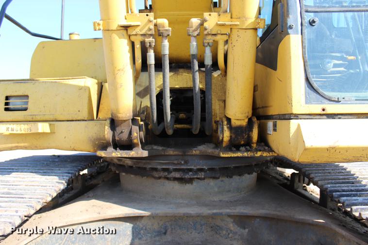 image for item DE3845 2006 Komatsu PC300LC-7L excavator