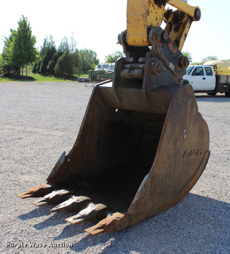 image for item DE3845 2006 Komatsu PC300LC-7L excavator