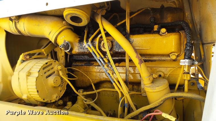 image for item DE4834 International 4500B forklift