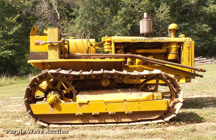 image for item DE4840 1936 Caterpillar RD4 crawler tractor