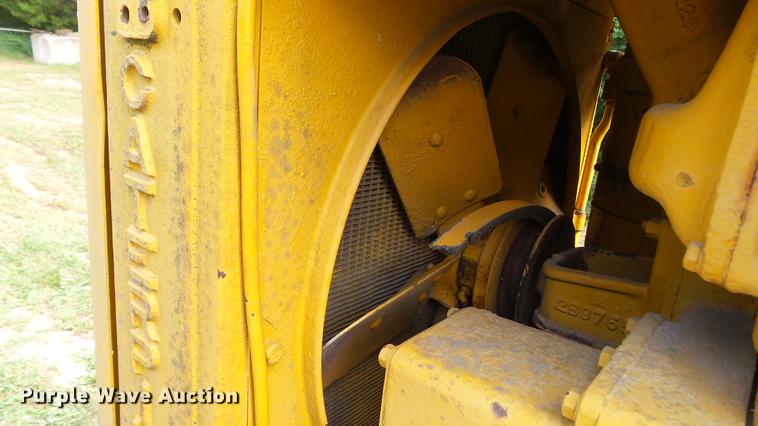 image for item DE4840 1936 Caterpillar RD4 crawler tractor
