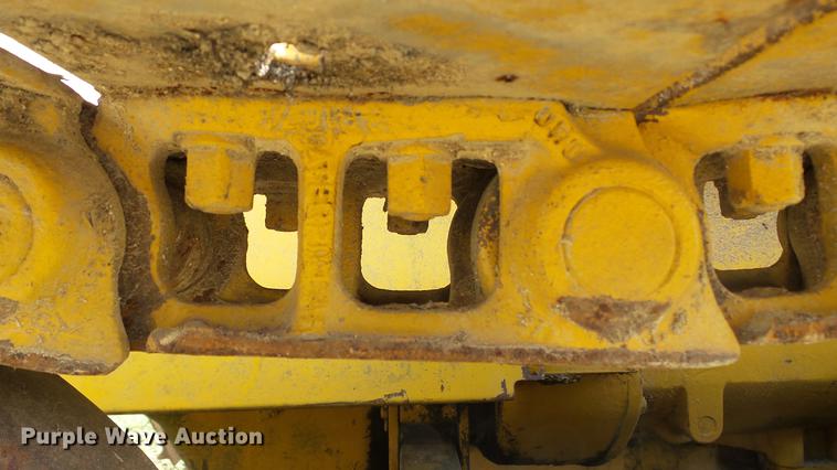image for item DE4840 1936 Caterpillar RD4 crawler tractor