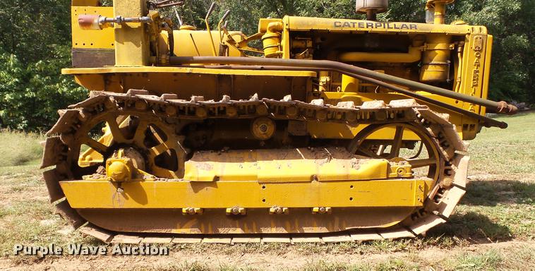 image for item DE4840 1936 Caterpillar RD4 crawler tractor