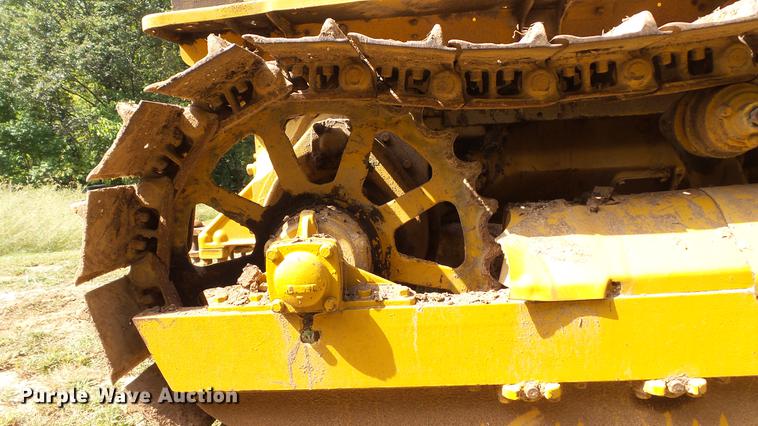 image for item DE4840 1936 Caterpillar RD4 crawler tractor