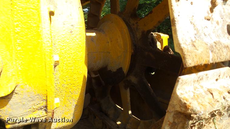 image for item DE4840 1936 Caterpillar RD4 crawler tractor