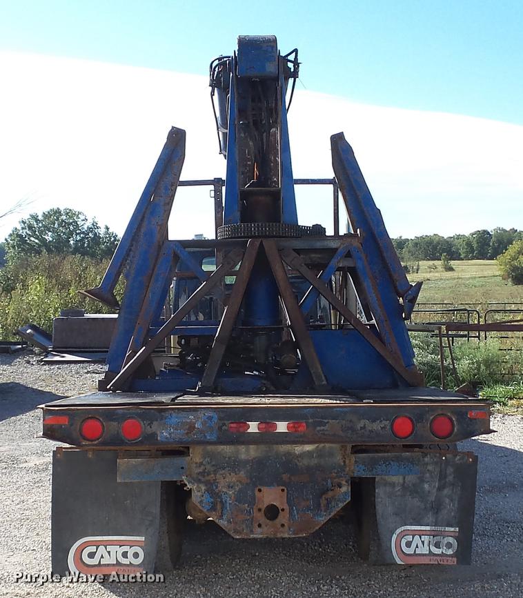 image for item DE4882 1978 International S2500 crane truck