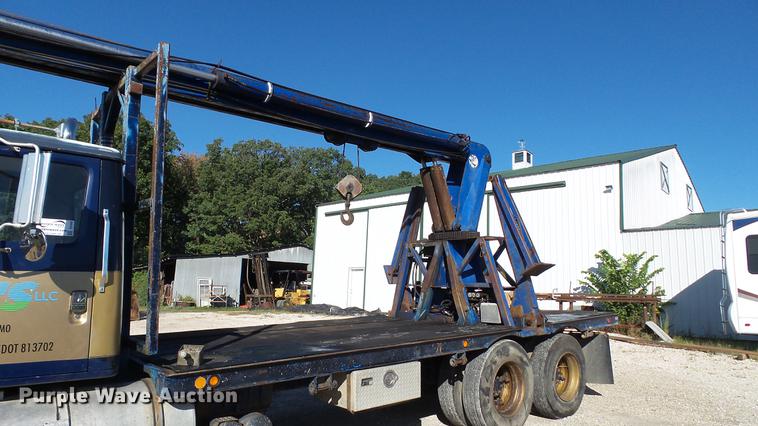 image for item DE4882 1978 International S2500 crane truck