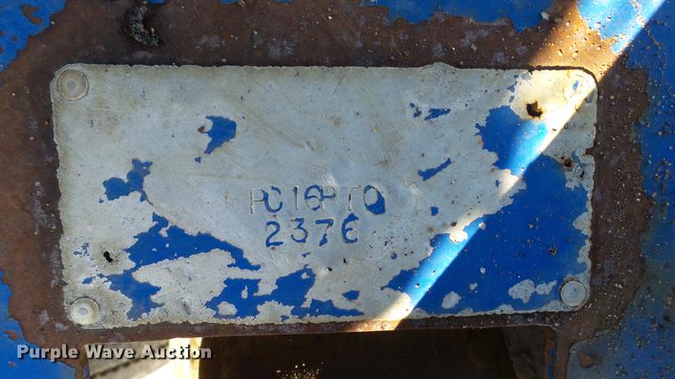 image for item DE4882 1978 International S2500 crane truck