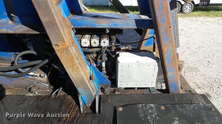 image for item DE4882 1978 International S2500 crane truck