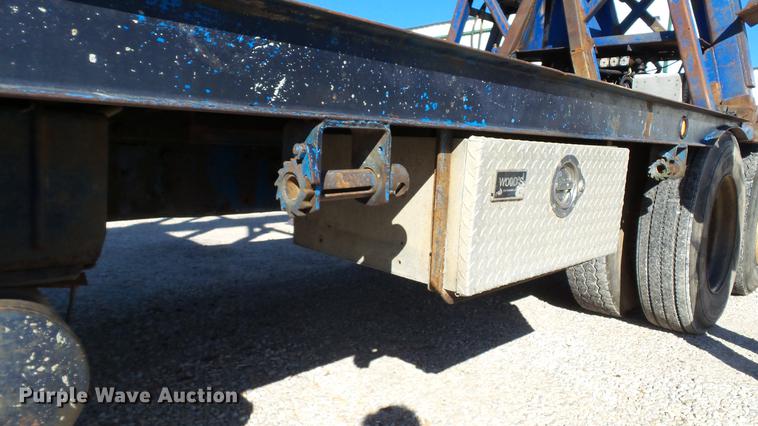 image for item DE4882 1978 International S2500 crane truck