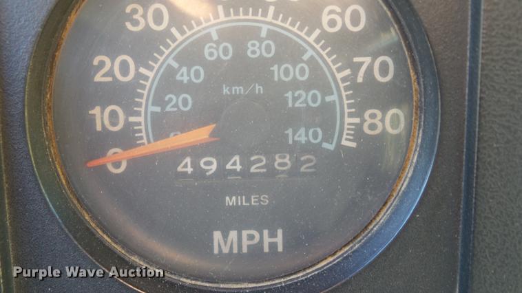 image for item DE4882 1978 International S2500 crane truck