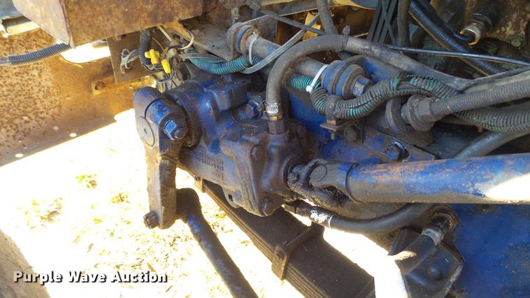 image for item DE4882 1978 International S2500 crane truck