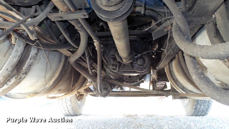 image for item DE4882 1978 International S2500 crane truck