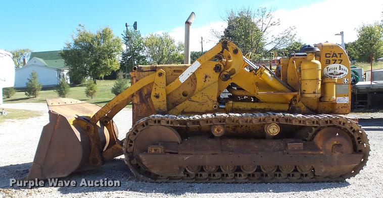 image for item DE4883 1966 Caterpillar 977H track loader