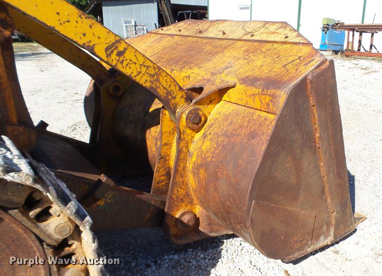 image for item DE4883 1966 Caterpillar 977H track loader