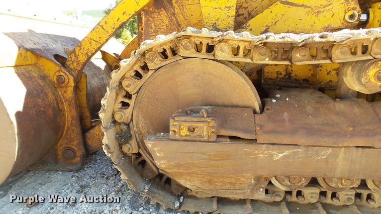 image for item DE4883 1966 Caterpillar 977H track loader
