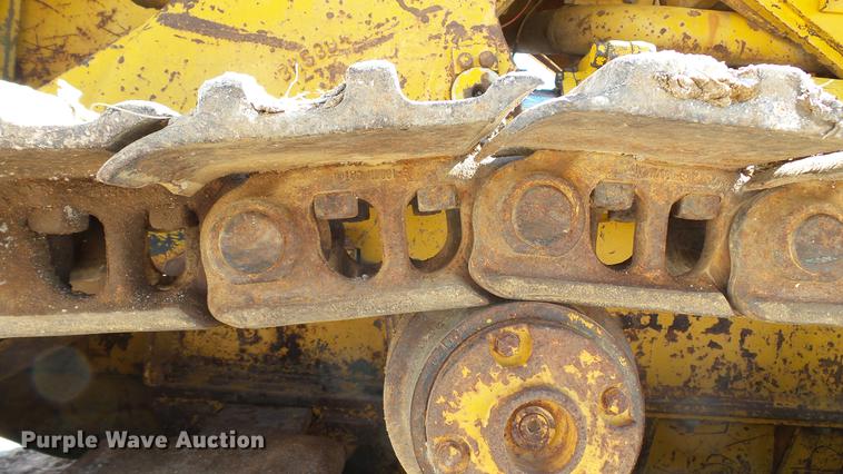 image for item DE4883 1966 Caterpillar 977H track loader