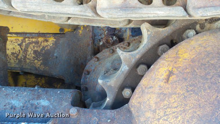 image for item DE4883 1966 Caterpillar 977H track loader