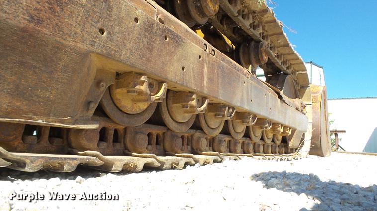 image for item DE4883 1966 Caterpillar 977H track loader