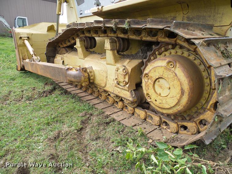 image for item DE5233 1993 Komatsu D65EX-12 dozer