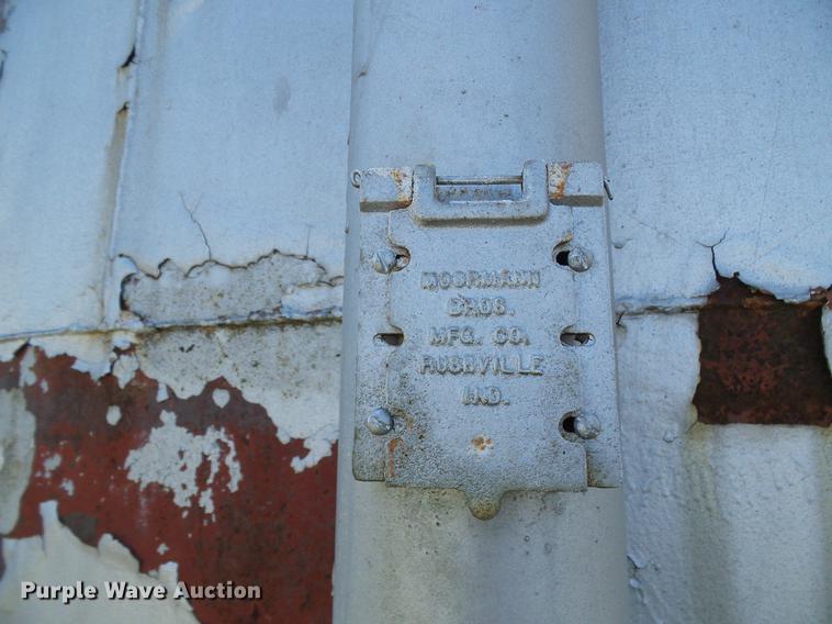 image for item DE5237 Fuel tanks and pumps