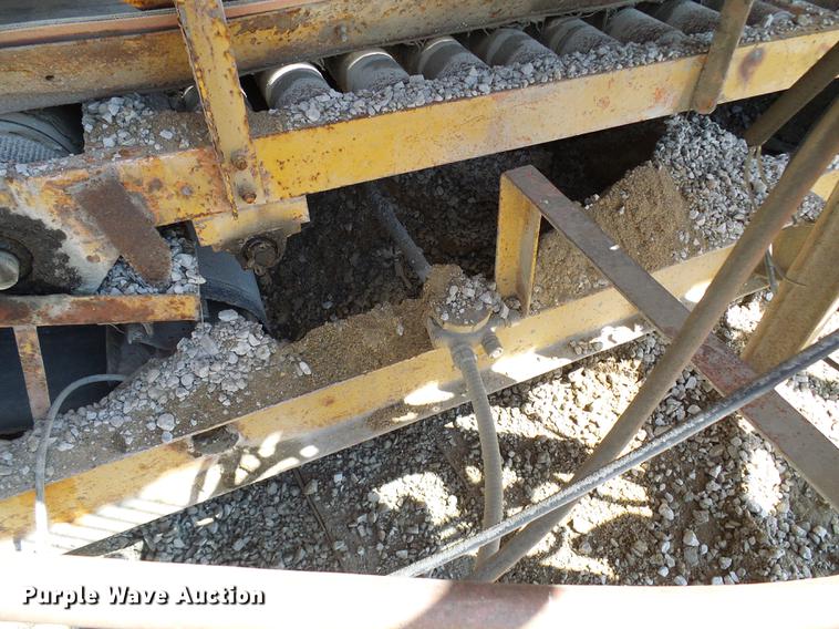 image for item DE5244 Ross 60-7 concrete batch plant with controller center building