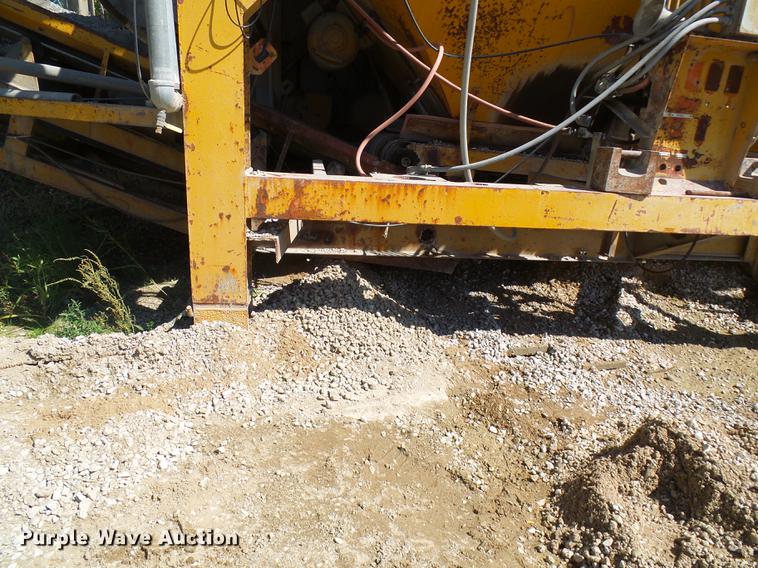 image for item DE5244 Ross 60-7 concrete batch plant with controller center building