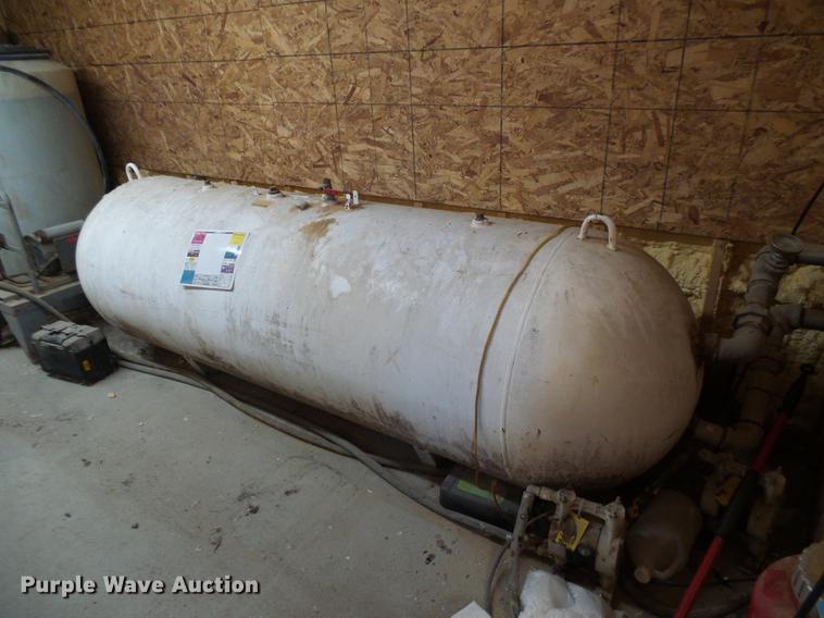 image for item DE5244 Ross 60-7 concrete batch plant with controller center building