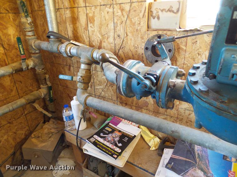 image for item DE5244 Ross 60-7 concrete batch plant with controller center building