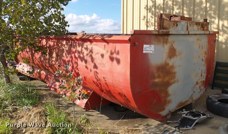 image for item DE5260 Barrel dump bed