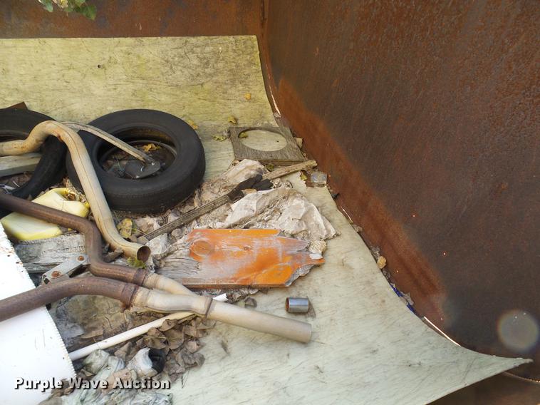 image for item DE5260 Barrel dump bed