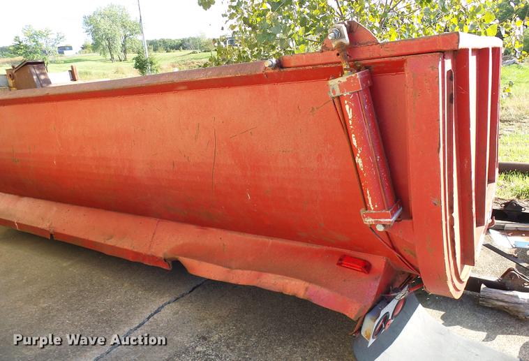 image for item DE5260 Barrel dump bed