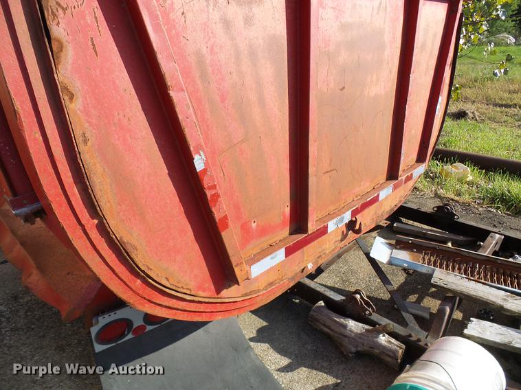 image for item DE5260 Barrel dump bed