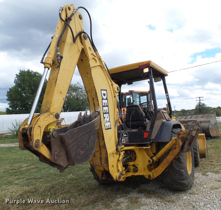 image for item DE5267 1999 John Deere 310E backhoe