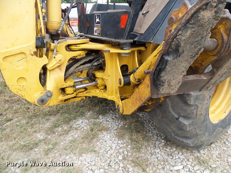 image for item DE5267 1999 John Deere 310E backhoe