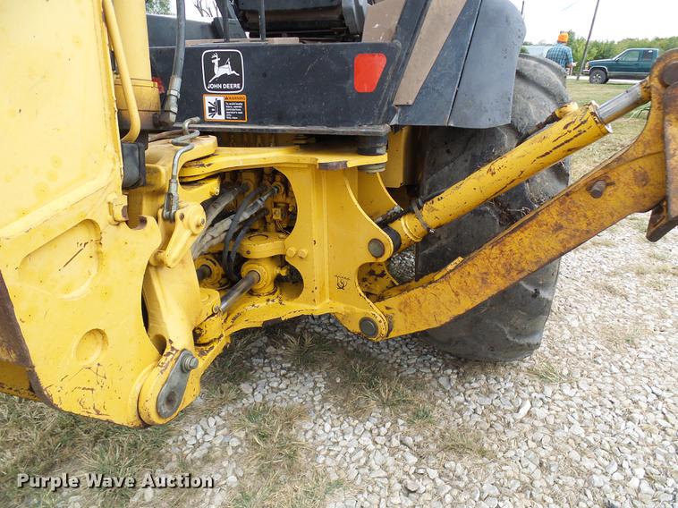 image for item DE5267 1999 John Deere 310E backhoe