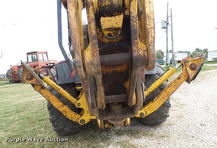 image for item DE5267 1999 John Deere 310E backhoe
