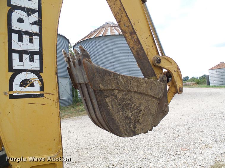 image for item DE5267 1999 John Deere 310E backhoe