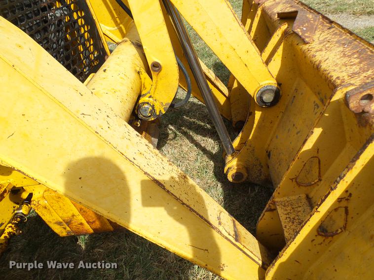 image for item DE5267 1999 John Deere 310E backhoe