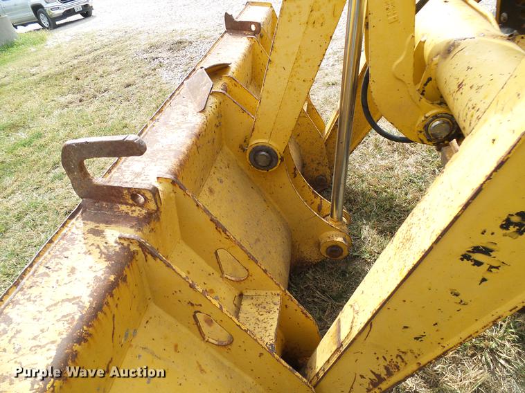 image for item DE5267 1999 John Deere 310E backhoe