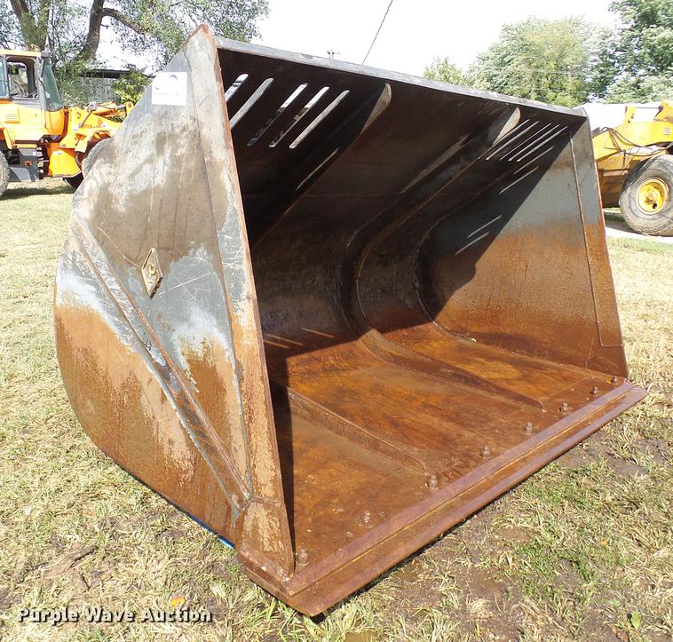 image for item DE5268 Pemberton DL250 bucket