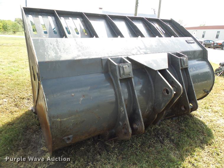 image for item DE5268 Pemberton DL250 bucket