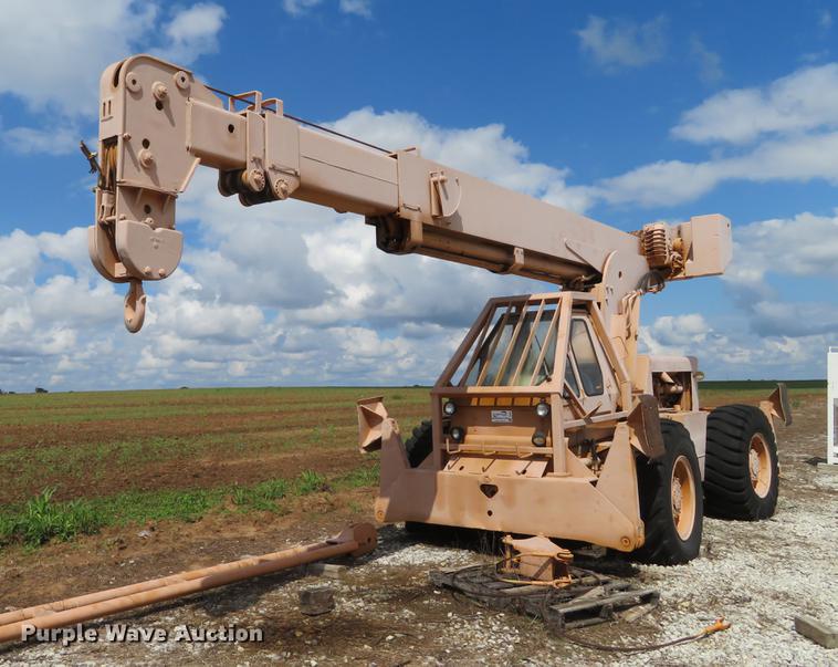 image for item DE6397 Galion Dresser crane